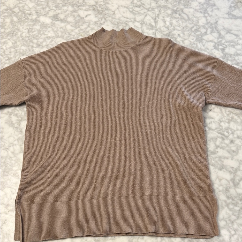 Premise Taupe Mock Neck Short Sleeve Sweater